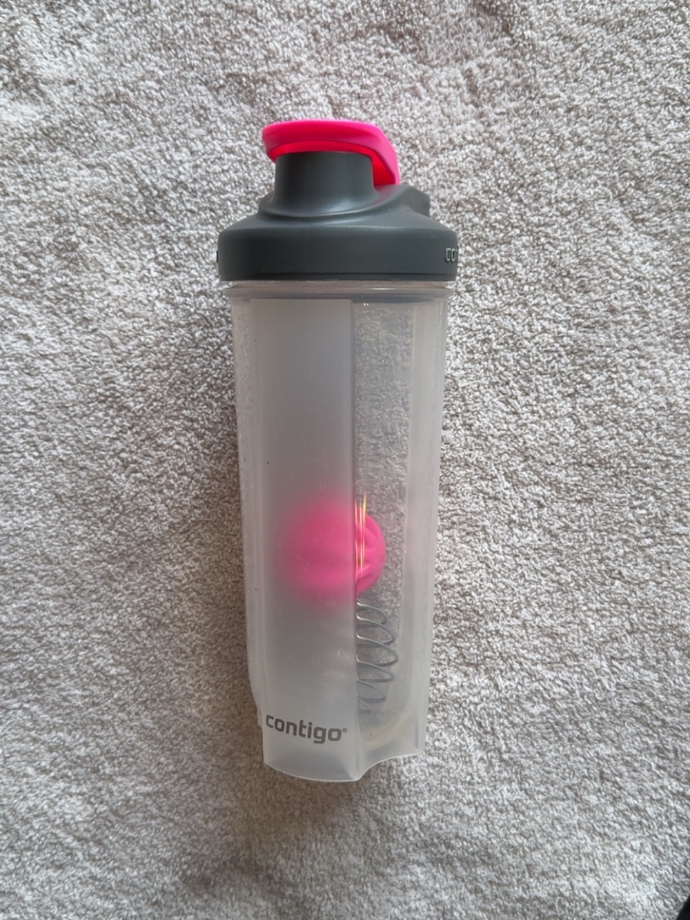 Contigo Gray Shaker Bottle with Pink Lid